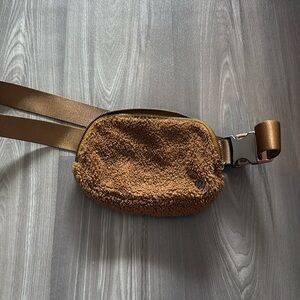 Lululemon belt bag
